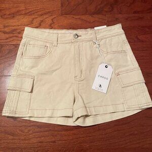 FLYING ANGEL Beige Ecru High Rise Stretch Cargo Shorts Size 31 NWT MSRP$55